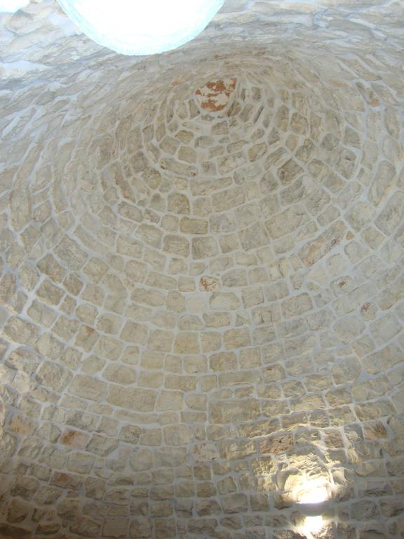 Trulli Isago Bed & Breakfast Локоротондо Екстериор снимка